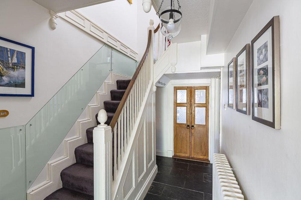 5 Bed - Rose Holiday home Torquay