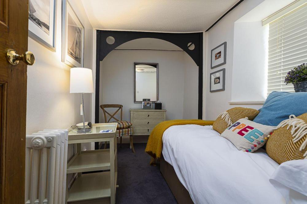 5 Bed - Rose