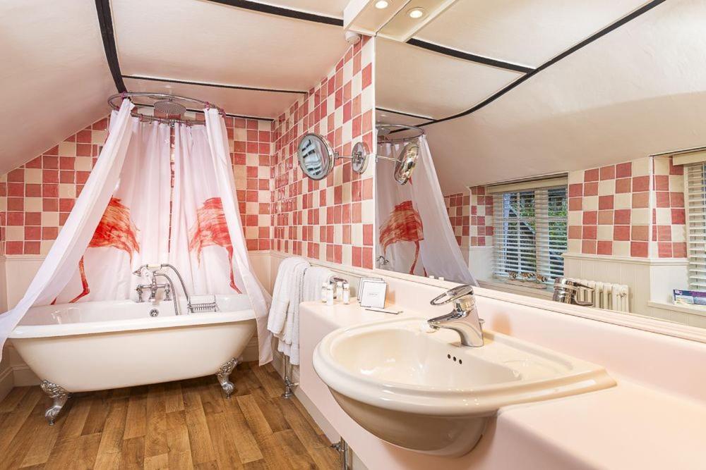 5 Bed - Rose Holiday home Torquay